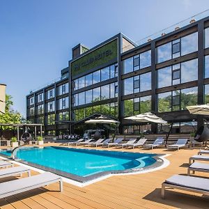M1 Club Hotel